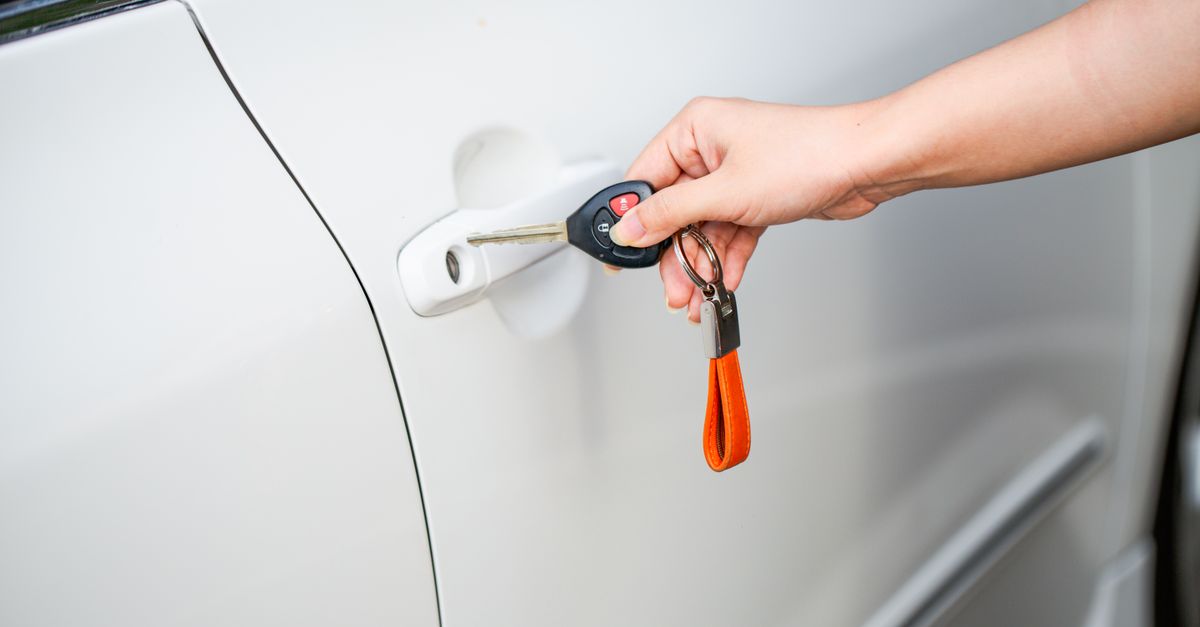 key maker professional — Burlington Locksmiths