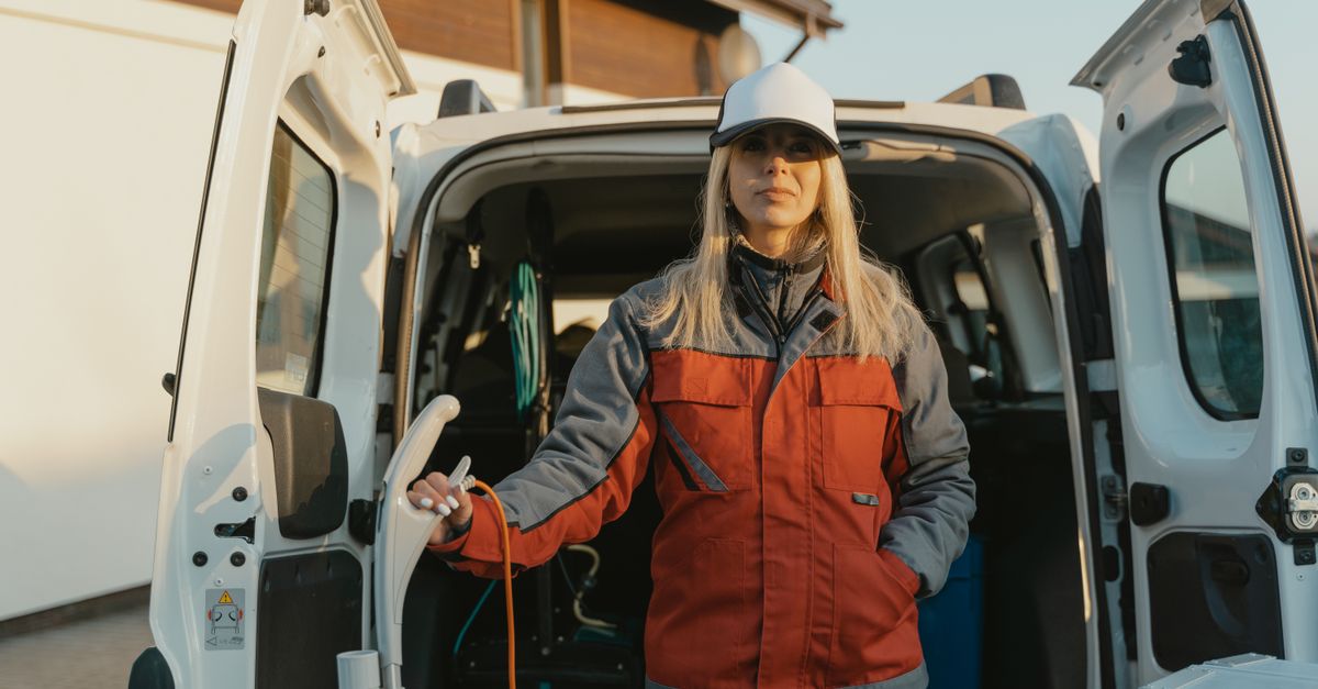 locksmith service technician — Burlington Locksmiths