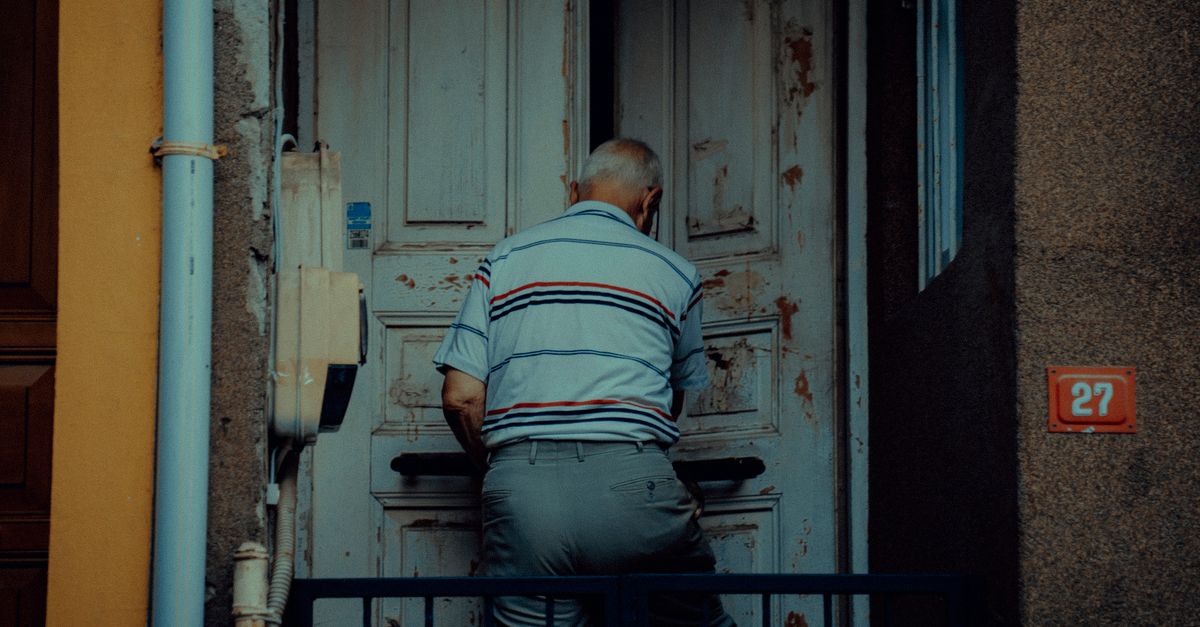 Locked Out of the House? Here's Our Damage-Free Entry Process — Burlington Locksmiths
